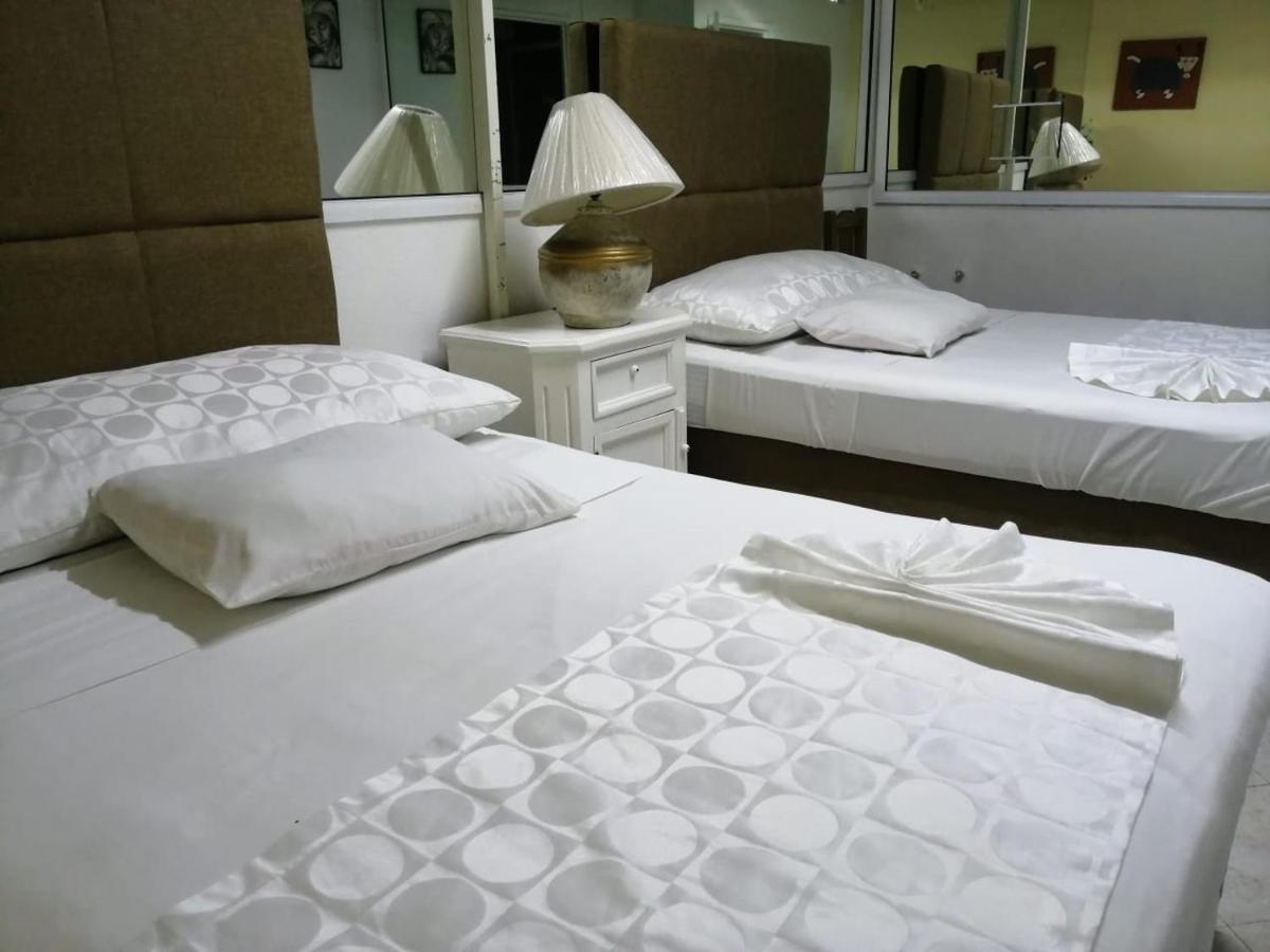Boutique Basic Hotel 푸에르토 발라타 외부 사진