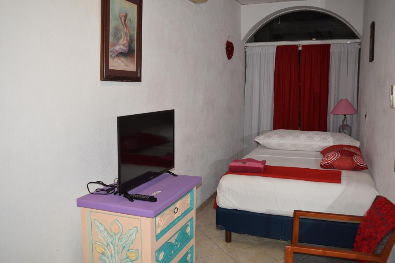 Boutique Basic Hotel 푸에르토 발라타 외부 사진